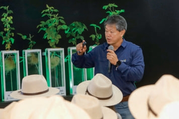 Tadeu Takeyoshi Inoue, da UEM