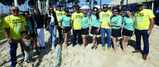 Equipe de vôlei Diaporhe, de Palmas (Paraná), contou com torcida organizada