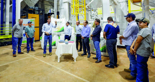 Diretoria da Coamo participou das inaugurações no MS