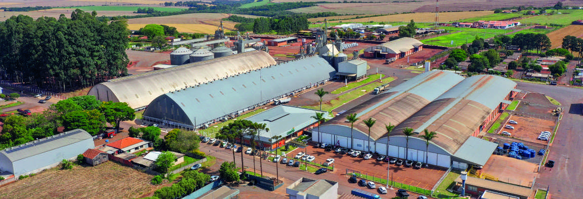Vista aérea da unidade da Coamo em Mamborê