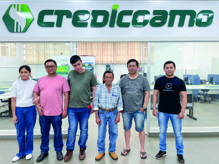 Três gerações da família Hoshino na Credicoamo