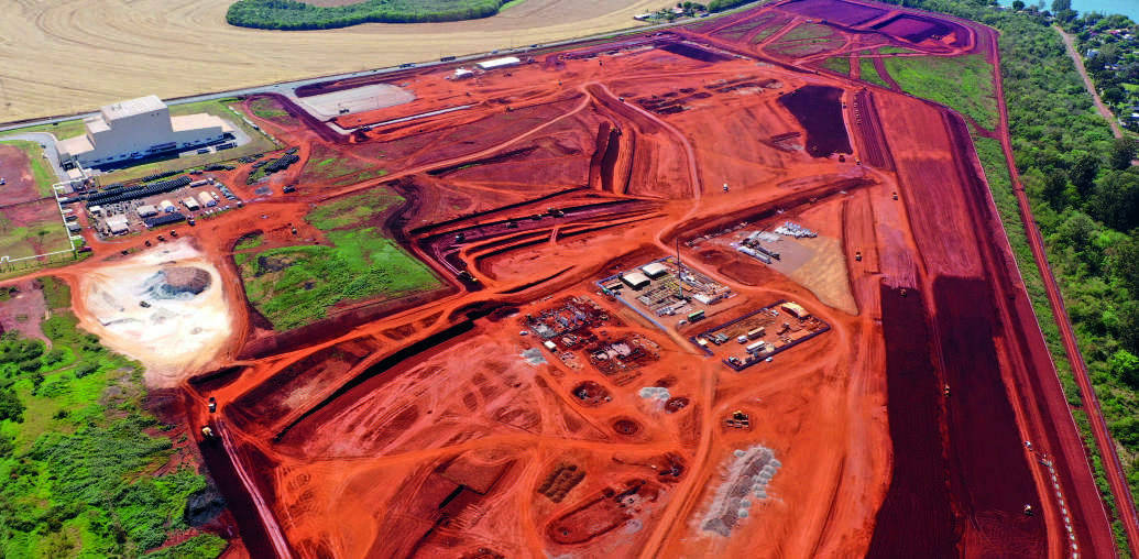Vista aérea das obras da indústria de etanol de milho da Coamo em Campo Mourão.